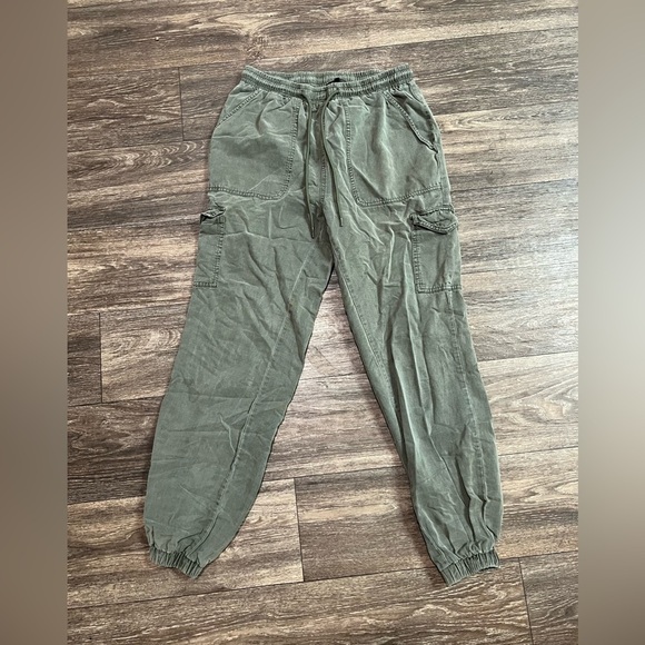 7 for all mankind cargo joggers army green women’s small - Picture 1 of 4